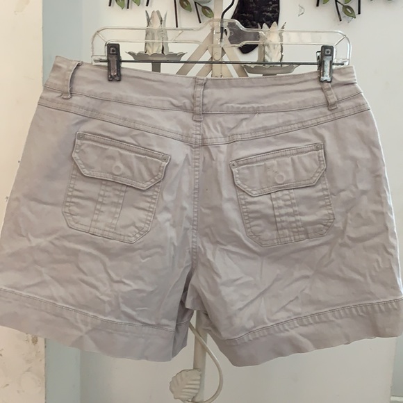 Gloria Vanderbilt carpenter shorts Sz14 - Picture 2 of 5